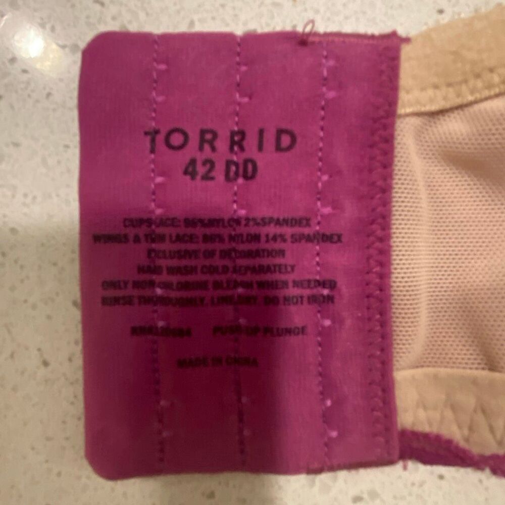 Torrid push up plunge bra size 42DD - Picture 5 of 6